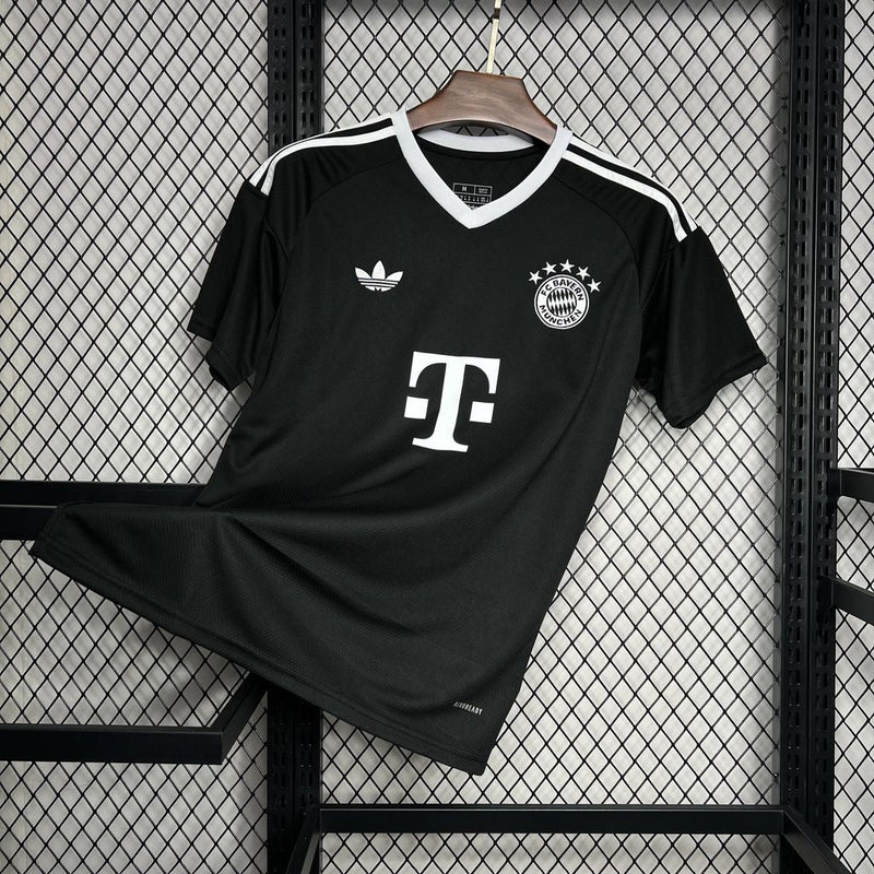 CAMISA DO BAYERN MUNICH 24/25 PRETO TREINO